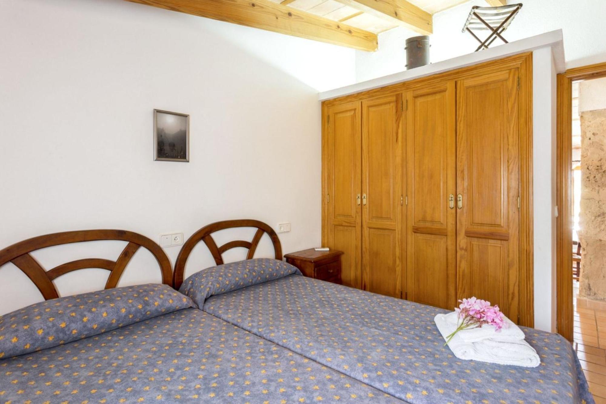 Apartment Comfortable In With Shared Pool Pollença