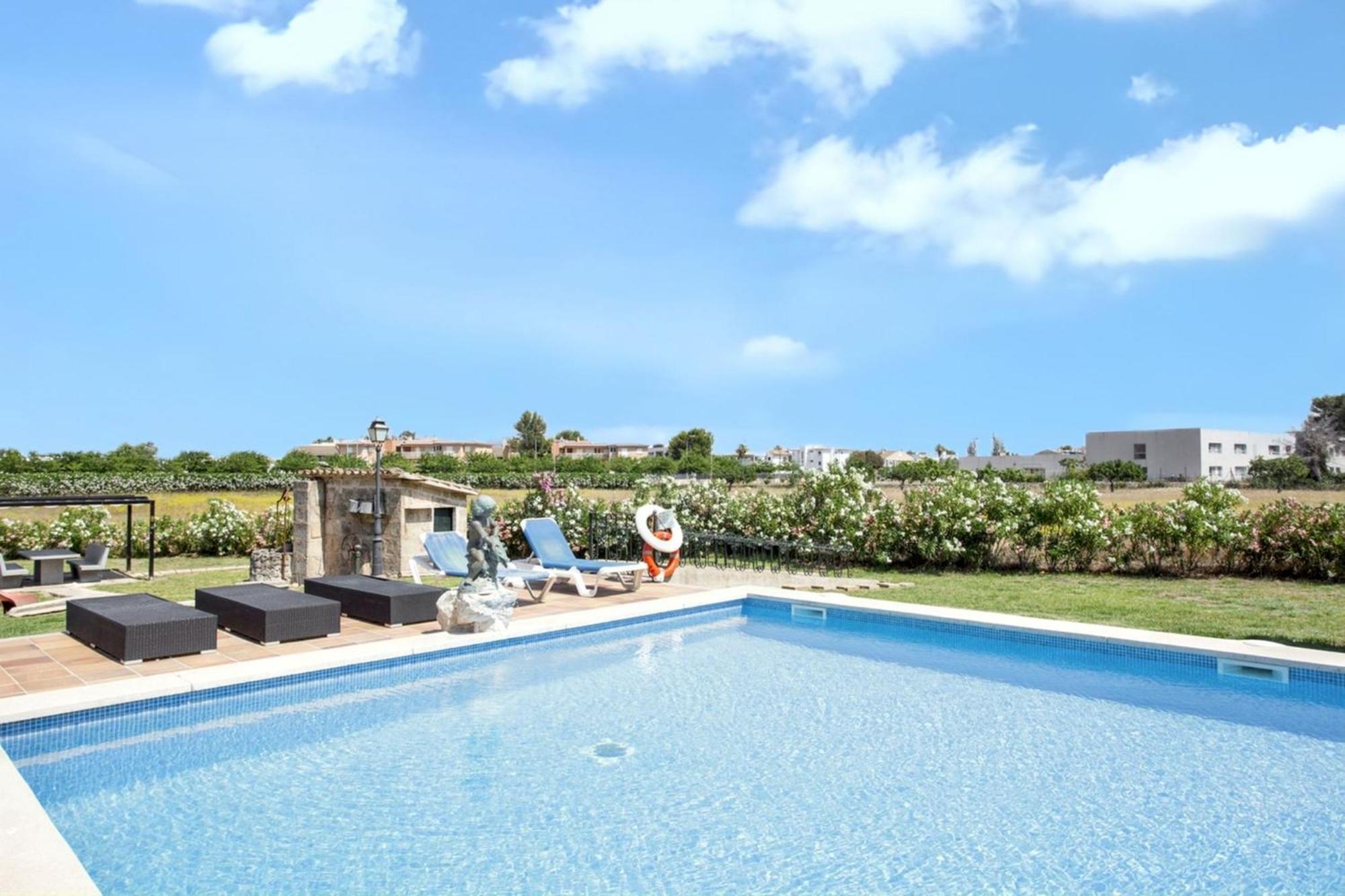 Comfortable In With Shared Pool Pollença